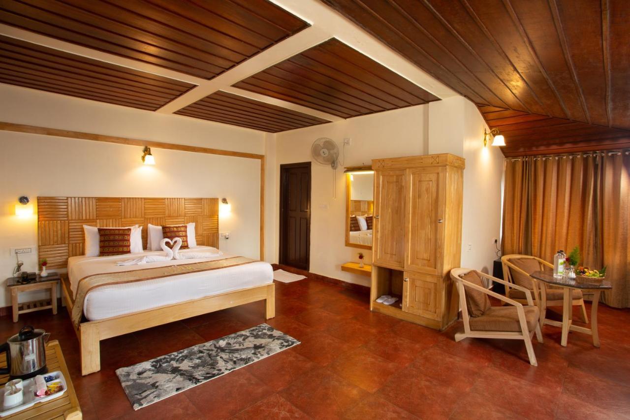 The Porcupine Castle Resort มาดิเครี ภายนอก รูปภาพ